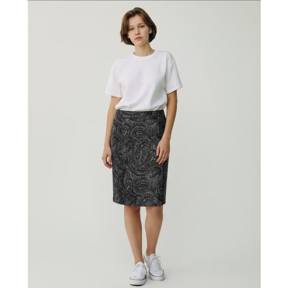 Michael Kors Paisley Mini Midi Skirt - Picture 2 of 6